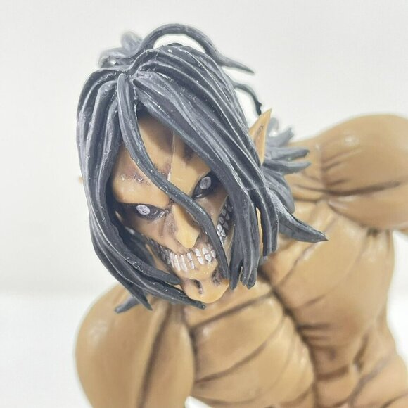 Pop Up Eren Yeager Attack Titan Figure Toy Kneeling Japanese Anime Manga Series - Picture 12 of 12